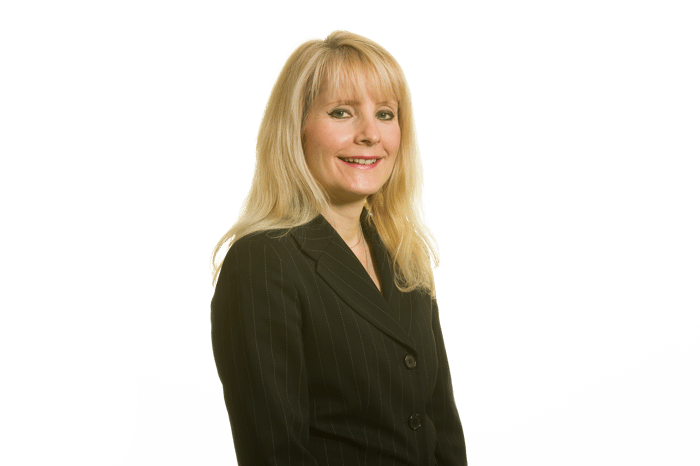 Churchill Caroline_headshot